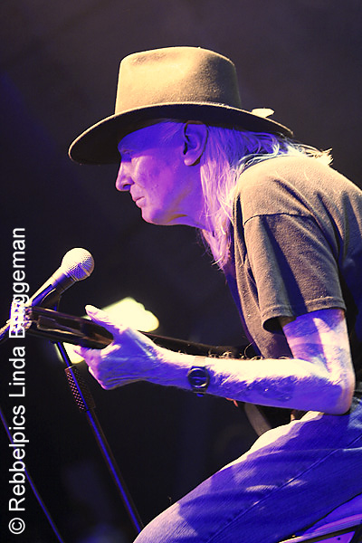 johnnywinter2010 020