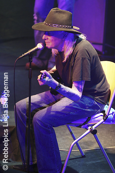 johnnywinter2010 026