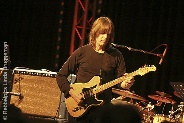 mikestern (33)