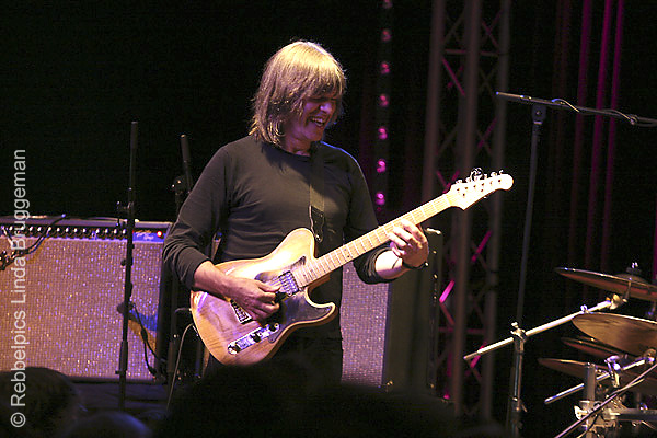 mikestern (83)