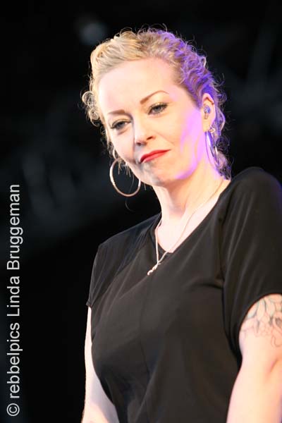 anneke van giersbergen (2)