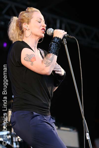 anneke van giersbergen (26)